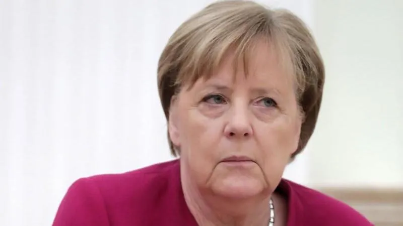 Merkel qualifie d'« absurde » l'idée de devenir présidente de l'Allemagne — une décision sage pour la stabilité