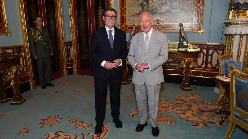 Andy Bernham a pris ses fonctions en tant que Premier ministre du Royaume‑Uni